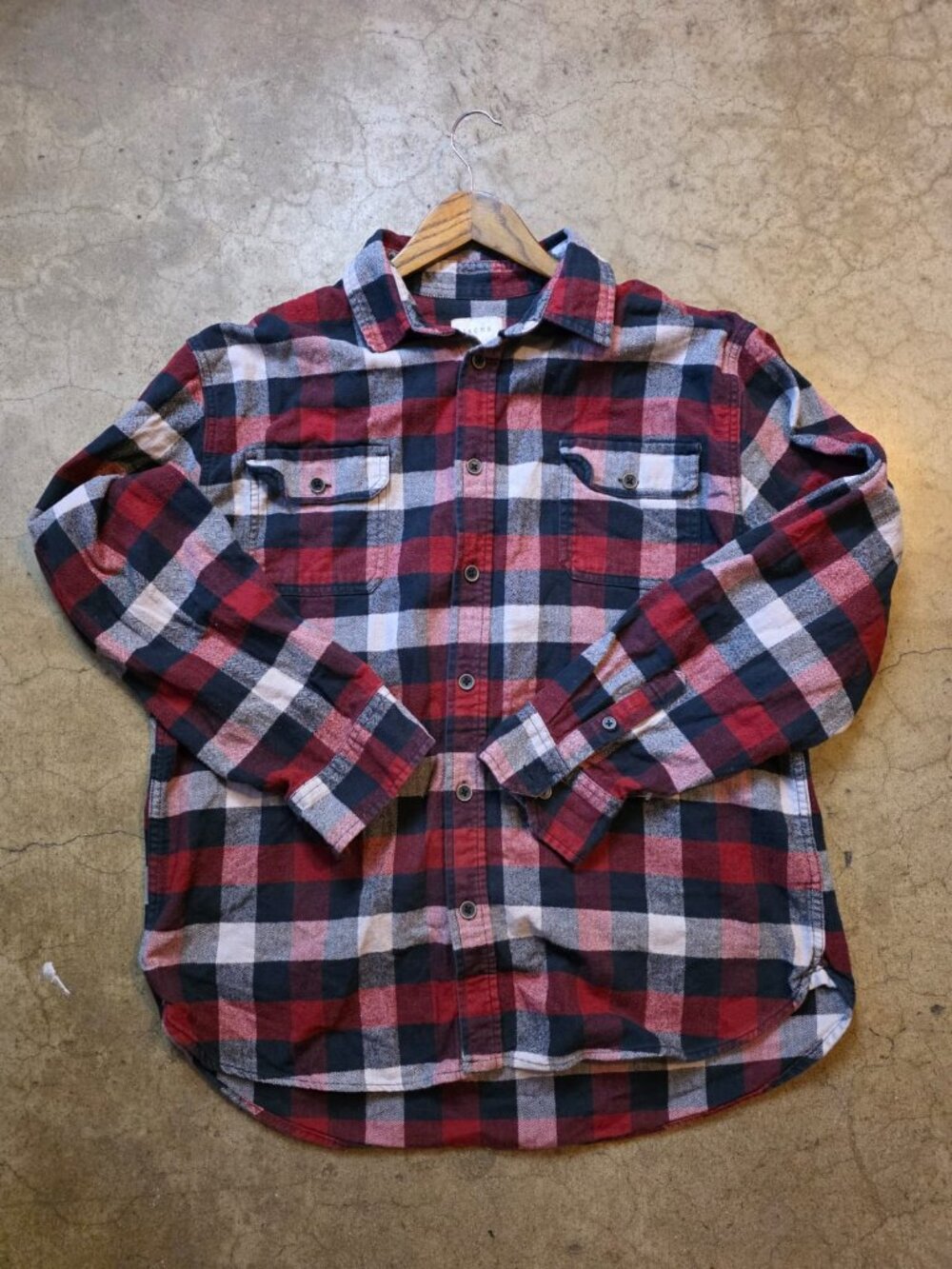 JACHS Men’s XL Red White Plaid Flannel Shirt Cotton Button Up 2 Pocket Large